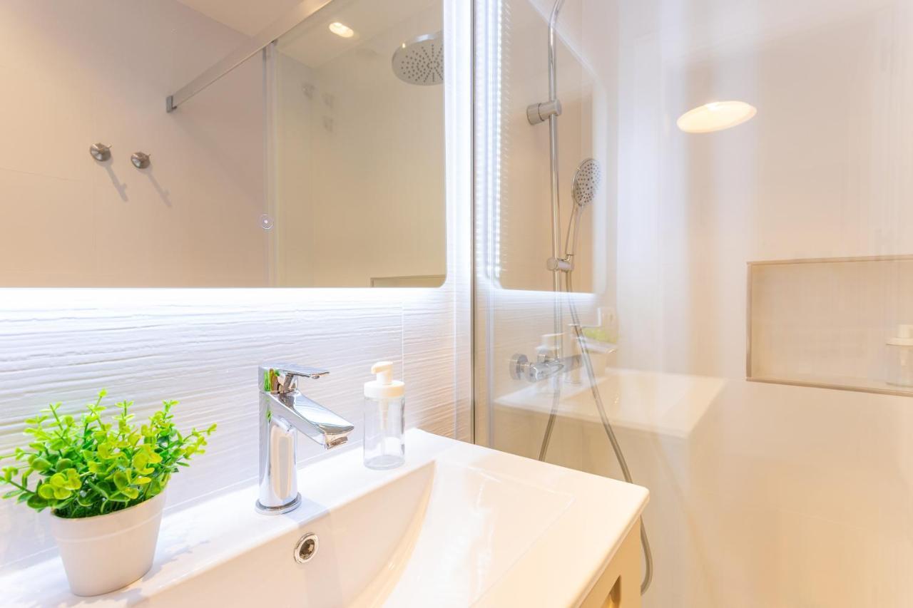 Apartamento Souviron Málaga Kültér fotó